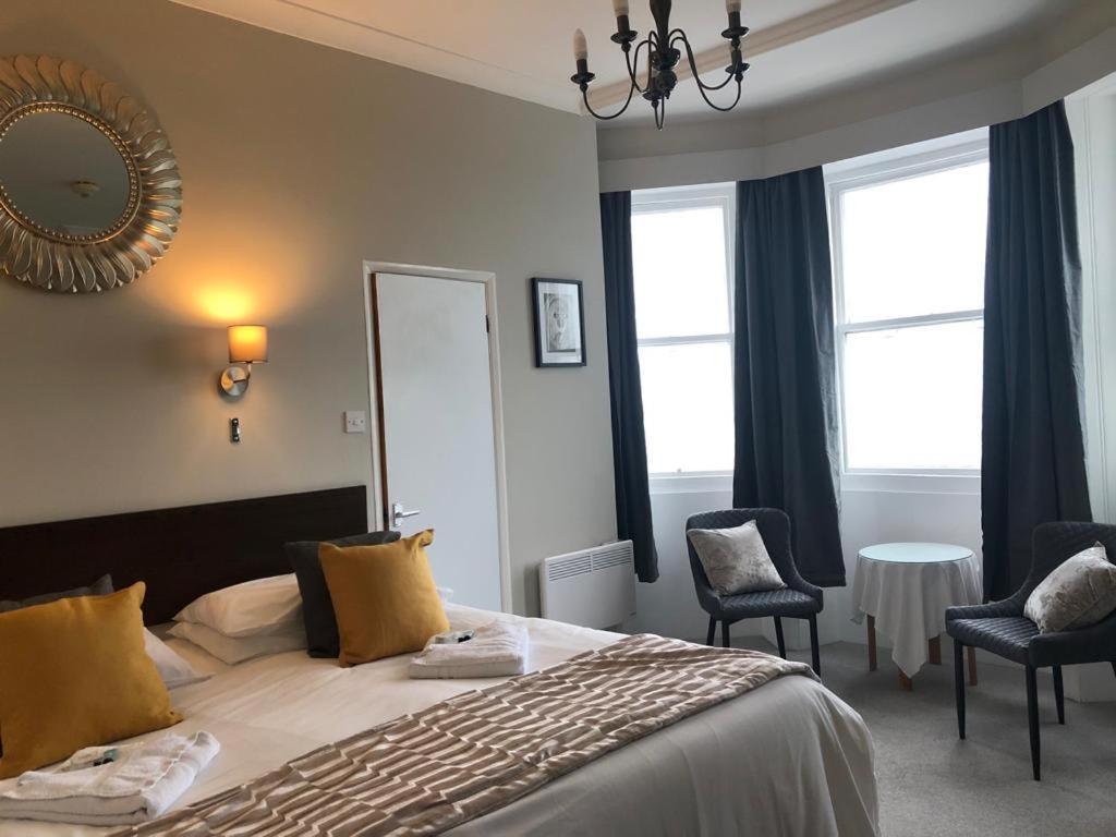 Oban Hotel Истбурн Экстерьер фото