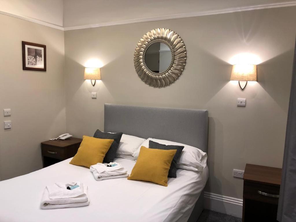 Oban Hotel Истбурн Экстерьер фото