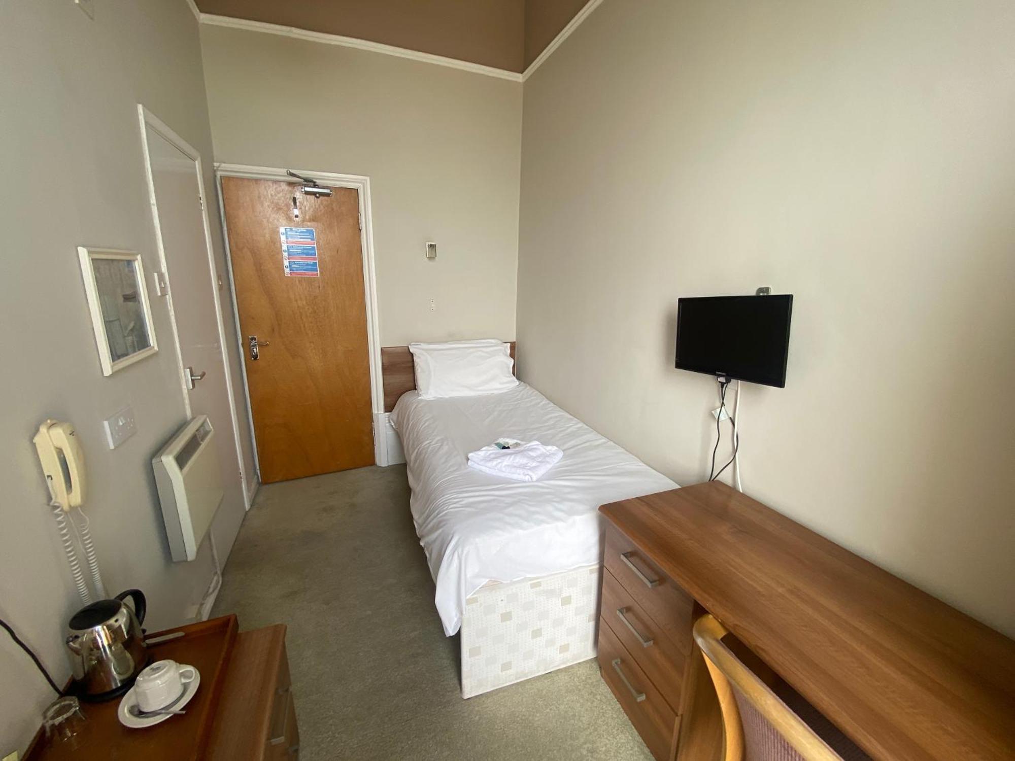 Oban Hotel Истбурн Экстерьер фото